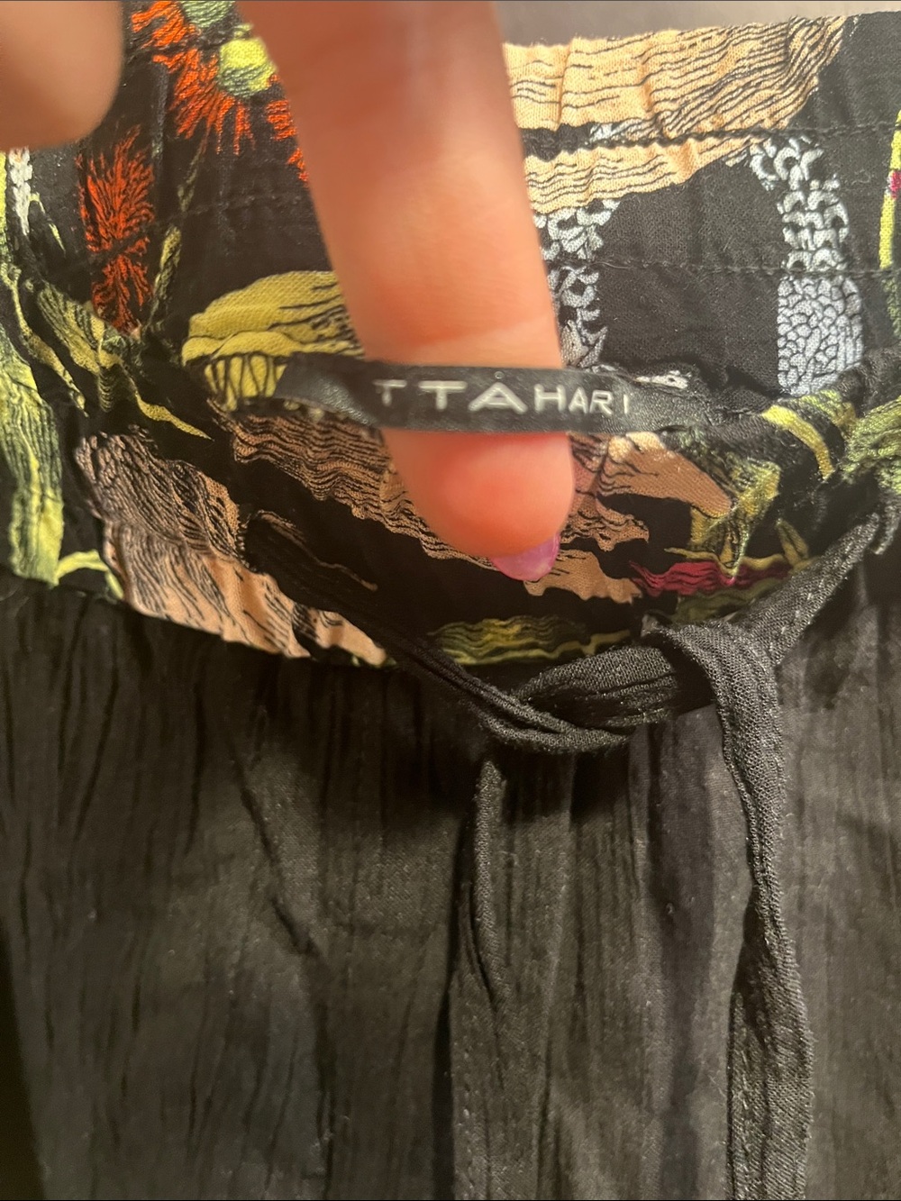 T. Tahari Black Floral-Trim Wide Leg Rayon Pants size large - Picture 3 of 6